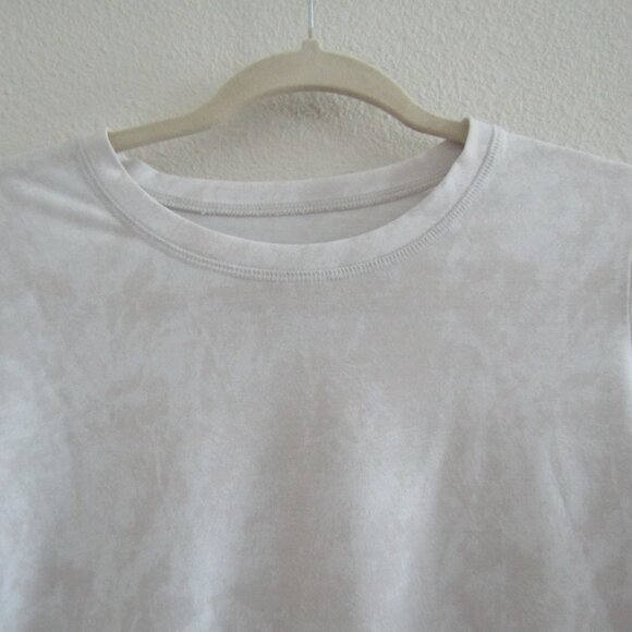 Kuhl Women's The KONSTANCE T-Shirt Small White Long Sleeve Outdoors UPF 50 Sport - Picture 3 of 12